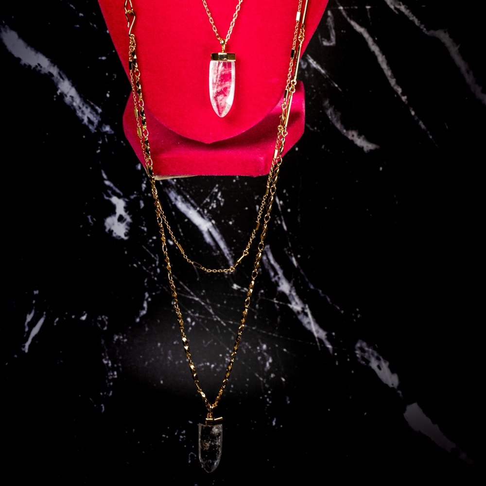 Stella & Dot Aria Pendant Necklace